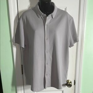 Under 5’10 Dove Gray Performance Pique Short Sleeve Button Down S/S Shirt Size L